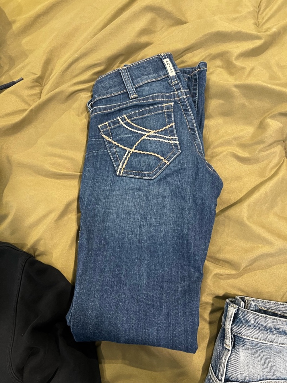 Ariat Women's Indigo Straight leg jeans